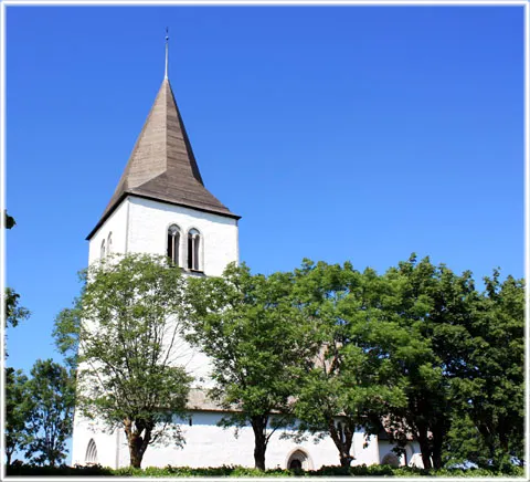 Fleringe kyrka, foto Bernt Enderborg