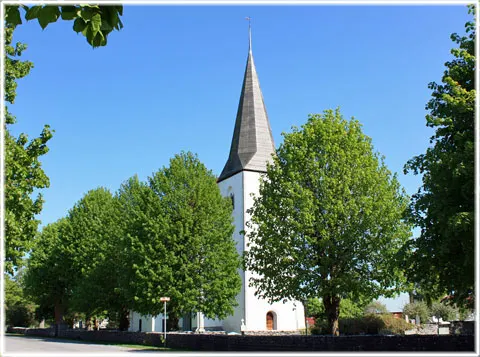 Kyrkor på Gotland - guide, foto Bernt Enderborg