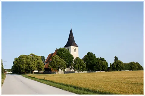 Hejnum kyrka, foto Bernt Enderborg