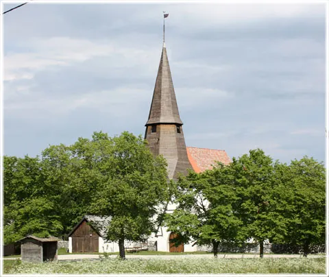 Hellvi kyrka, foto Bernt Enderborg