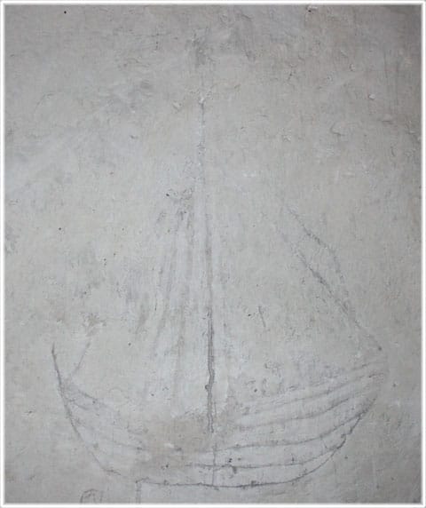 Skeppsristningar, Ala kyrka