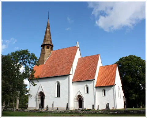 Kräklingbo kyrka, foto Bernt Enderborg