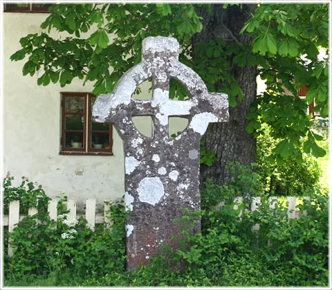 Medeltida minneskors vid Västers, foto Bernt Enderborg