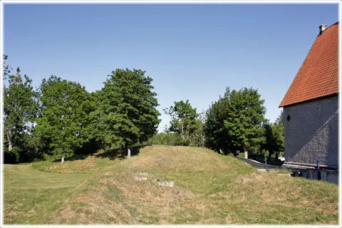 Västergarn kastal, foto Bernt Enderborg