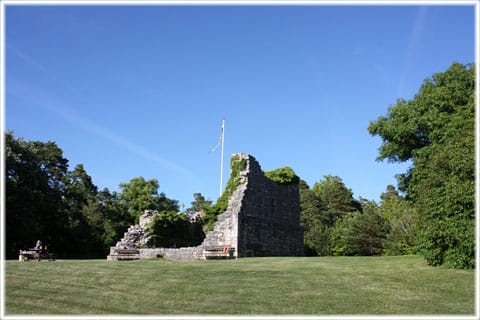 Kastal i Fröjel på Gotland
