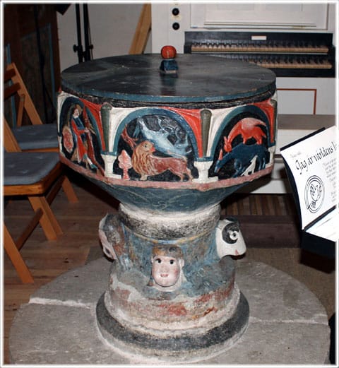 Dopfunt av Byzantios i Träkumla kyrka