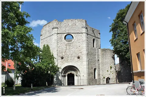 Helgeands kyrkoruin, foto Bernt Enderborg