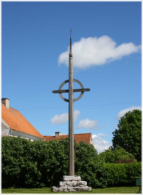 Gårdskors på Gotland, Lauks i Lokrume