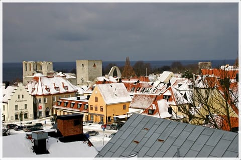 Visby i snö, snöigt