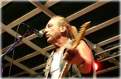 Pugh Rogefeldt på Warfsholm 2004 , foto Bernt Enderborg
