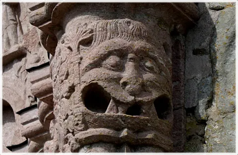 En stenskulptur, foto Bernt Enderborg