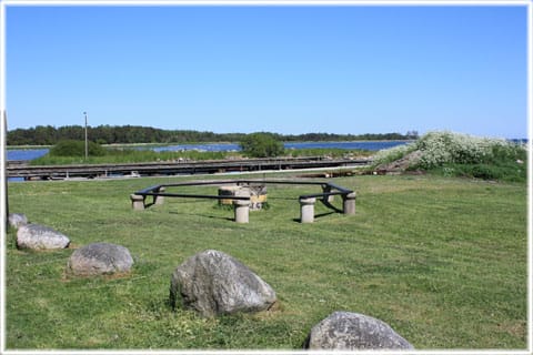 Bänkar i Svajde