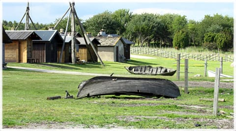 Pärlor på Gotland, Tomtbod