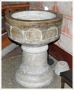 Dopfunten i Ardre kyrka