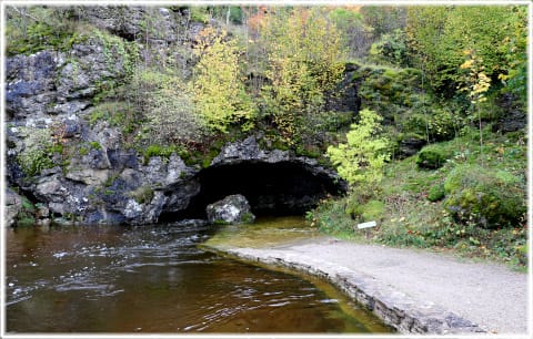 Lummelundagrottans naturliga mynning