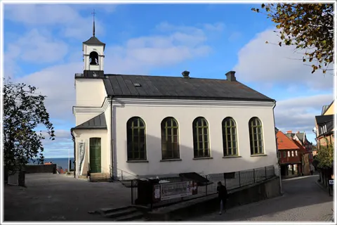 Vårdklockans kyrka, foto Bernt Enderborg