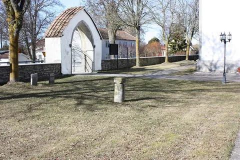 Timstenen vid Hemse kyrka, foto Bernt Enderborg