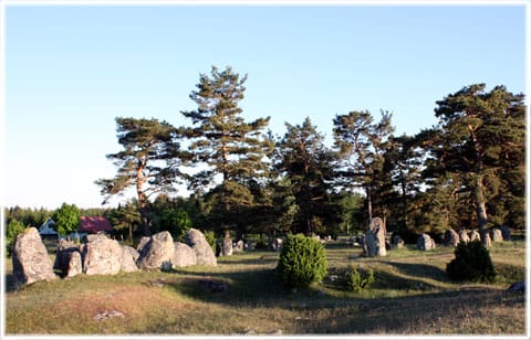 Skeppssättningar, Gålrum, Alskog
