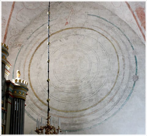 Världsalltet i Eskelhem kyrka
